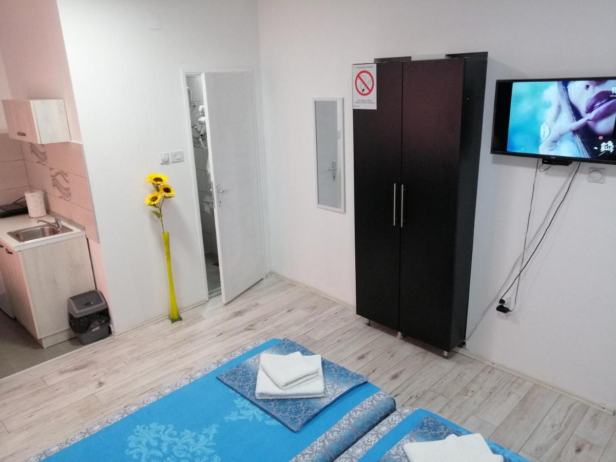 Mitic Apartmani 1 นิส ภายนอก รูปภาพ
