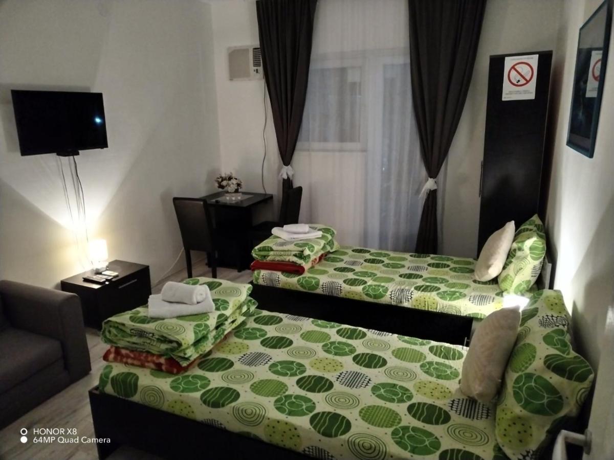 Mitic Apartmani 1 นิส ภายนอก รูปภาพ