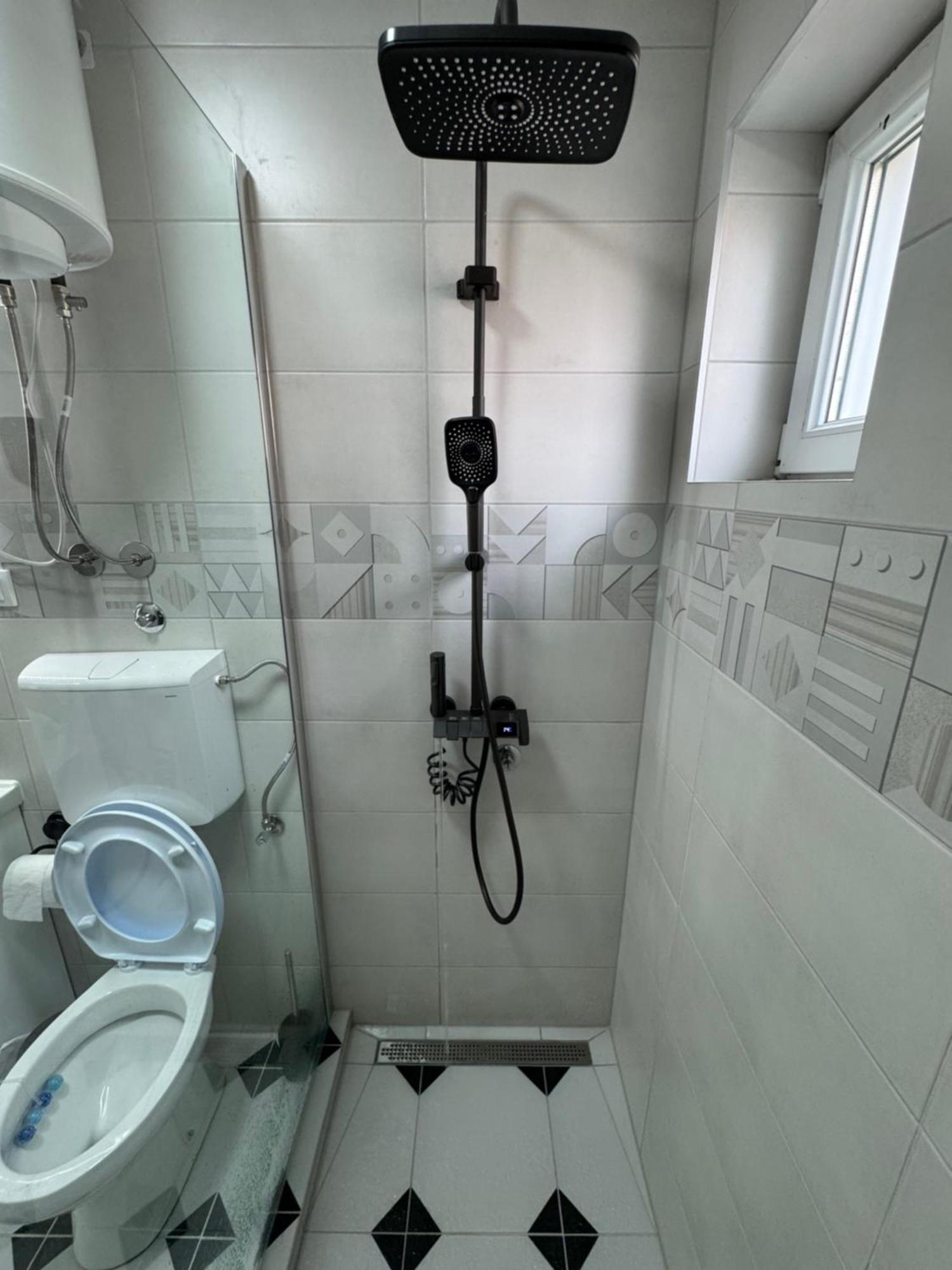 Mitic Apartmani 1 นิส ภายนอก รูปภาพ